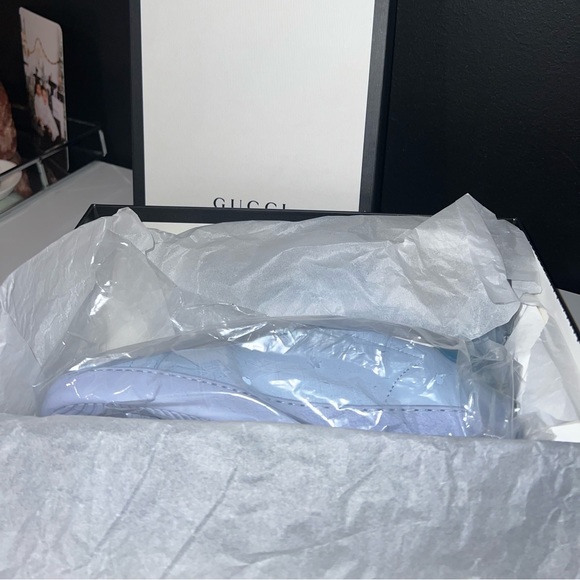 GUCCI Interlocking G Logo Leather Sneakers - Picture 8 of 16